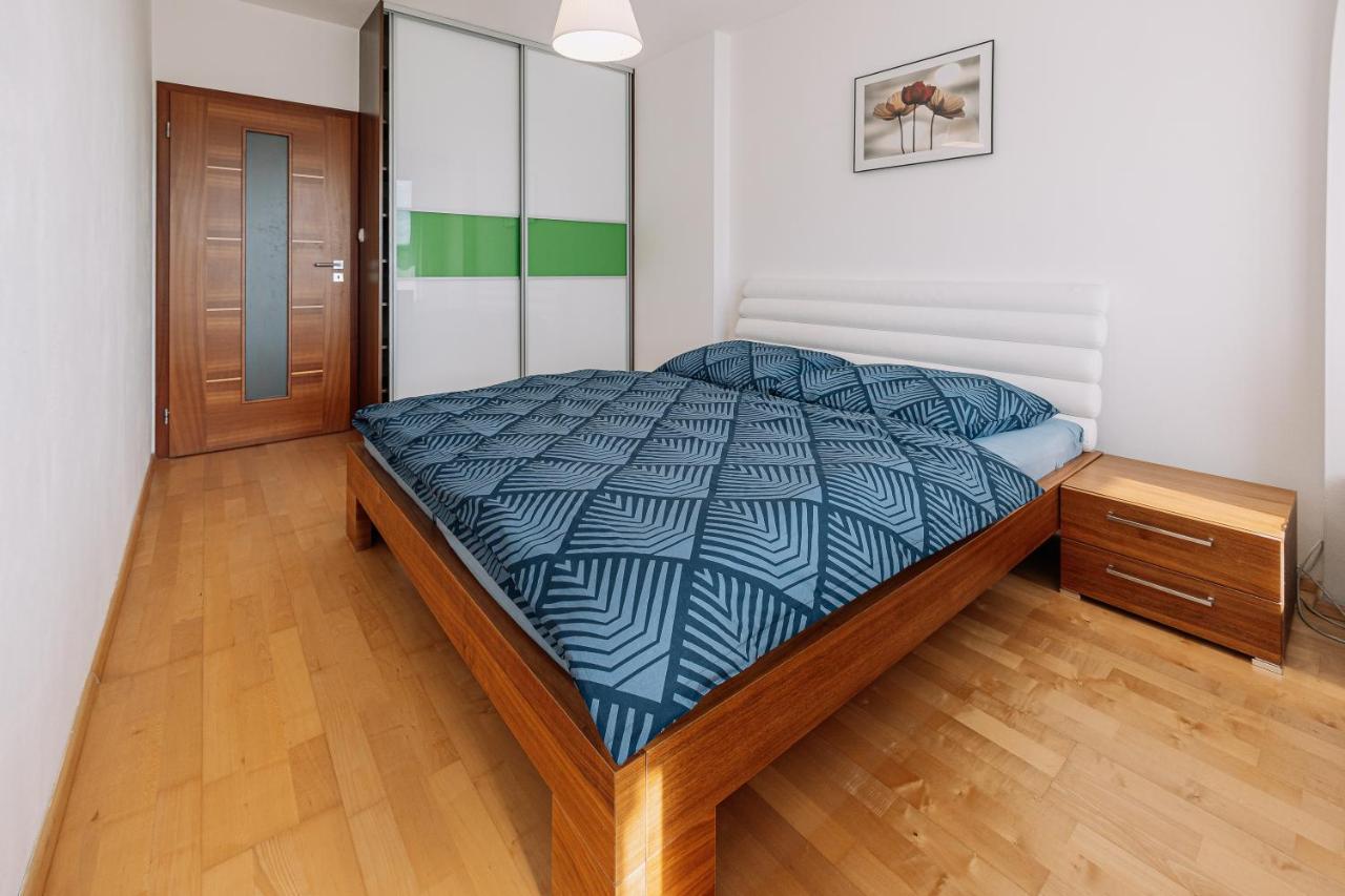 Apartment Family Bratislava Parking Slot Included! Zewnętrze zdjęcie