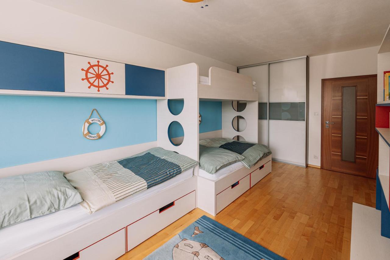Apartment Family Bratislava Parking Slot Included! Zewnętrze zdjęcie