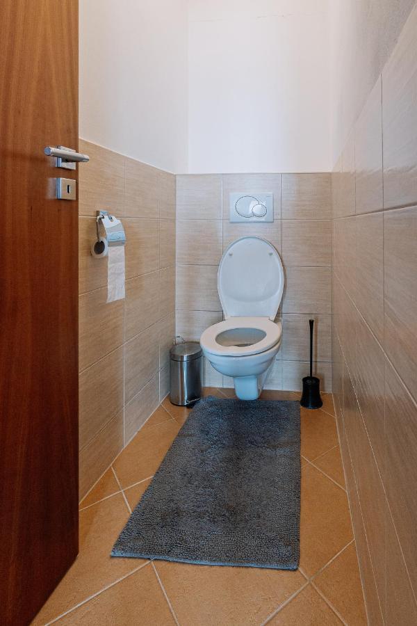 Apartment Family Bratislava Parking Slot Included! Zewnętrze zdjęcie